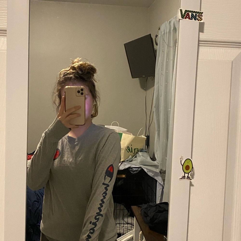 Champion tee. - Picture 2 of 2